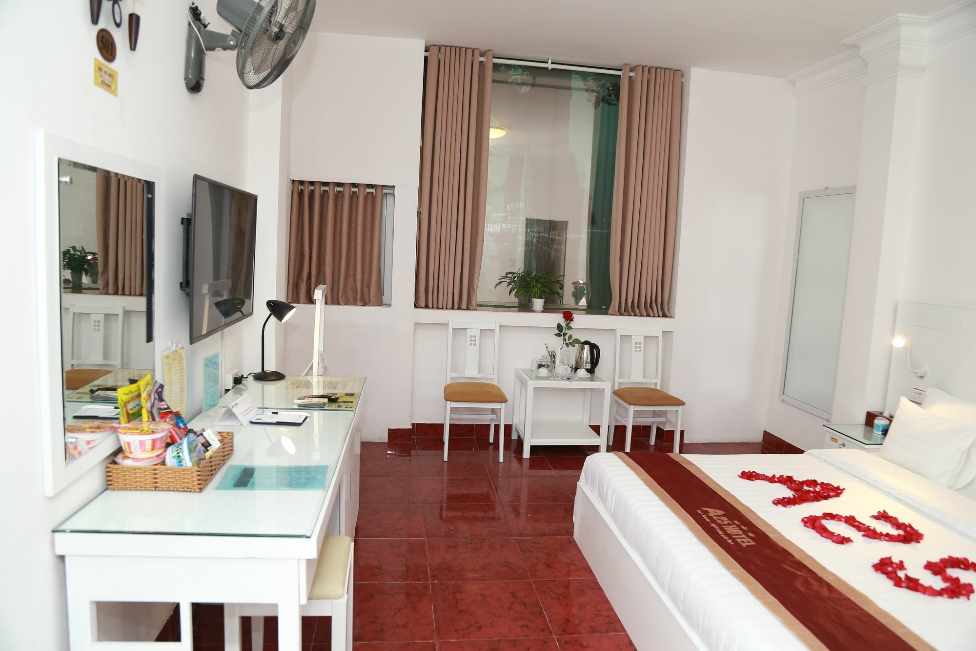 A25 Hotel - 19 Bui Thi Xuan Хошимин Экстерьер фото
